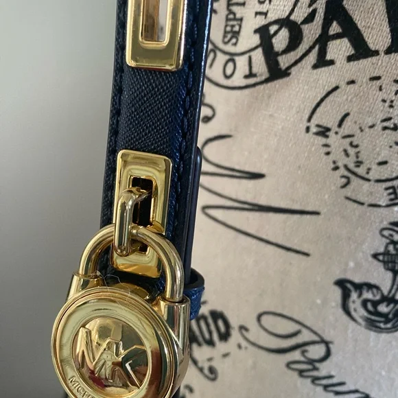Michael Kors Dark Blue Hamilton Crossbody Bag with Gold Details - Picture 4 of 16